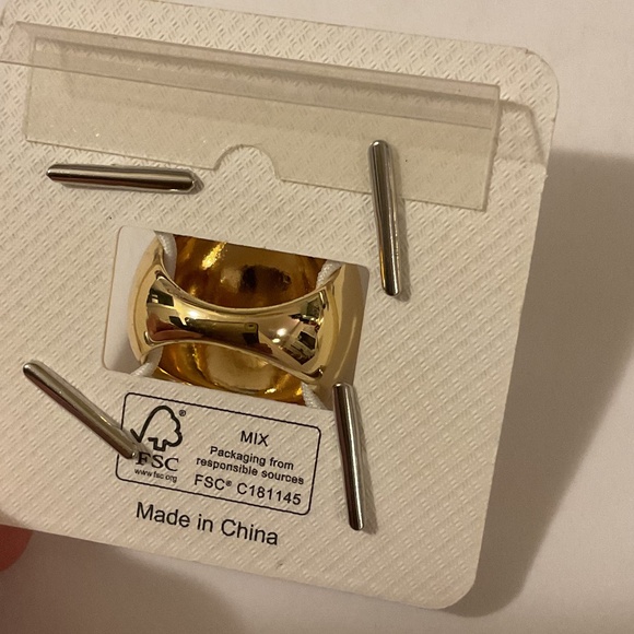 NWT House of Harlow Gold Ring Sz 8 - Picture 2 of 6